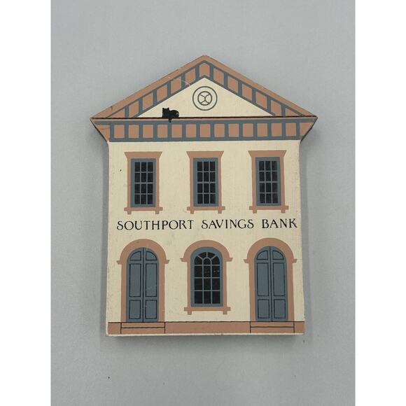 Vintage 1995 Cat's Meow Village Series V Southport Bank 5” Tall - Picture 1 of 6